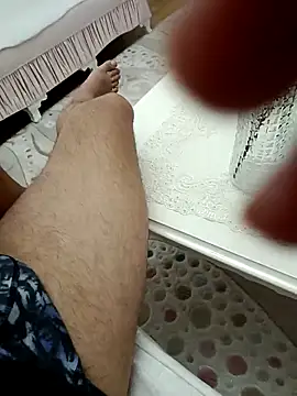 Yaman 33 online show from 02/17/26, 06:03