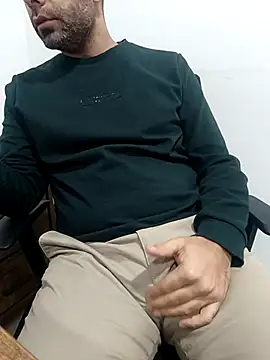 Yaman 33 online show from 02/18/26, 06:31