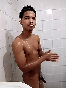 Snapshot of focafixion_0 chatting on 02/26/26, 01:15 focafixion 0 online show from 02/26/26, 01:15