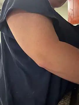 kittenxd4 online show from 09/08/25, 10:53