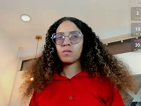 Snapshot of Hanna_Cornee_ chatting on 09/20/25, 01:56 Hanna Cornee online show from 09/20/25, 01:56