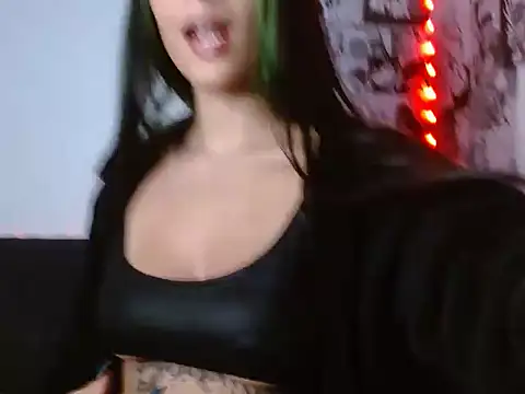 Chloe paytone online show from 04/07/26, 09:48