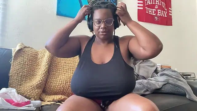 Snapshot of furykat1 chatting on 03/08/26, 06:55 furykat1 online show from 03/08/26, 06:55