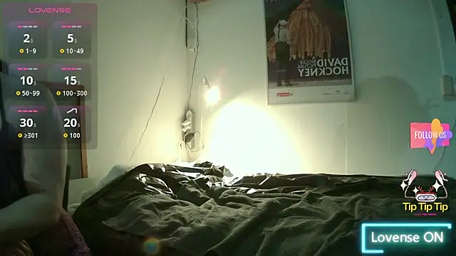 Snapshot of Sexxxx_Paradise chatting on 10/13/25, 03:45 Sexxxx Paradise online show from 10/13/25, 03:45