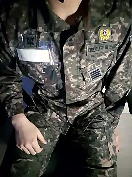 111owo111 online show from 02/24/26, 01:53