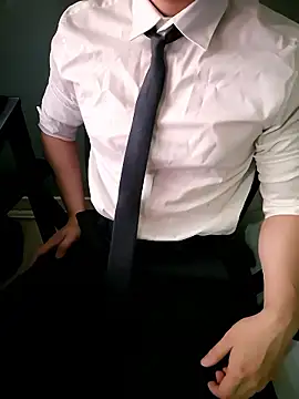 111owo111 online show from 06/22/26, 01:08