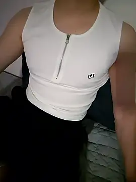 111owo111 online show from 06/27/26, 03:17
