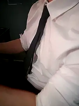 111owo111 online show from 08/04/26, 01:57