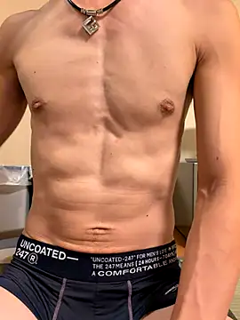 winds1069 online show from 12/16/25, 02:33