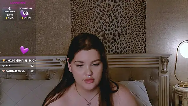 EmilyHyde online show from 10/22/25, 03:07