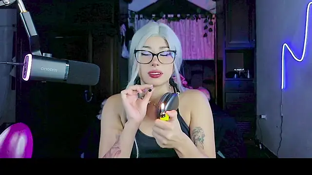 Shisuku Sophi online show from 11/23/25, 03:17