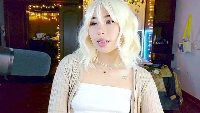 Shisuku Sophi online show from 02/07/26, 03:54