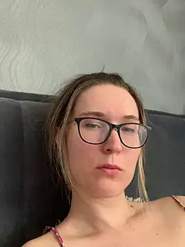 Jugira online show from 09/13/25, 01:55