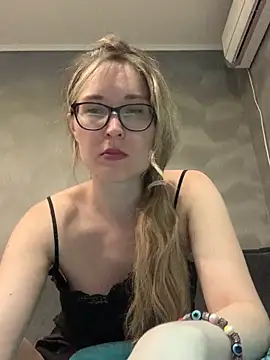 Jugira online show from 09/23/25, 10:57