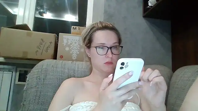 Snapshot of Jugira chatting on 06/11/26, 10:30 Jugira online show from 06/11/26, 10:30