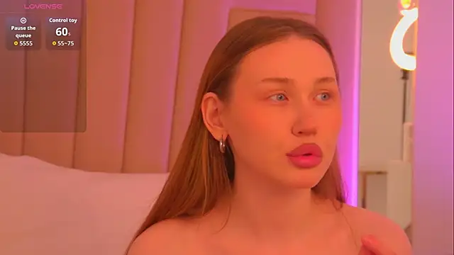 NancySmitts online show from 04/19/26, 03:44