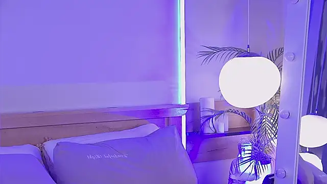 Snapshot of MiaEuphoria_ chatting on 02/14/26, 04:20 MiaEuphoria online show from 02/14/26, 04:20