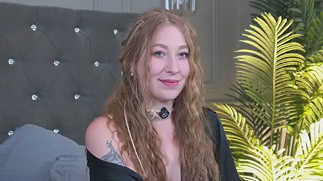 Snapshot of MiaEuphoria_ chatting on 03/16/26, 05:44 MiaEuphoria online show from 03/16/26, 05:44