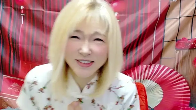 Snapshot of kimagure-fu- chatting on 07/11/26, 01:36 kimagure-fu- online show from 07/11/26, 01:36