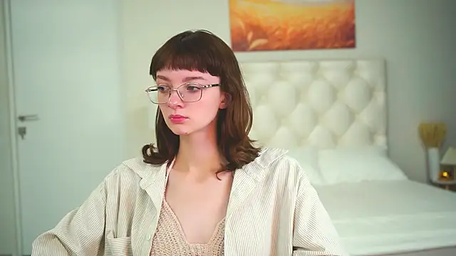 MollyJiggles online show from 09/11/25, 12:27