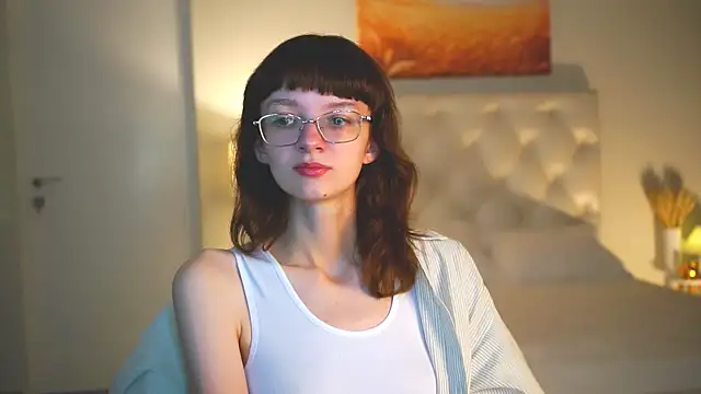 MollyJiggles online show from 09/13/25, 12:27