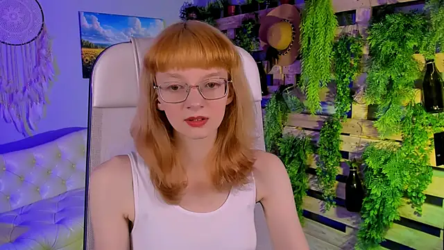 MollyJiggles online show from 10/12/25, 12:26