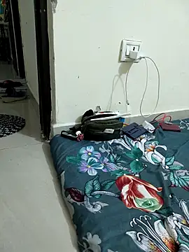 Pihu Chopra online show from 09/25/25, 04:32