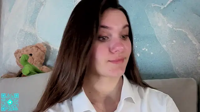 Snapshot of chloemilka chatting on 05/29/26, 06:28 chloemilka online show from 05/29/26, 06:28