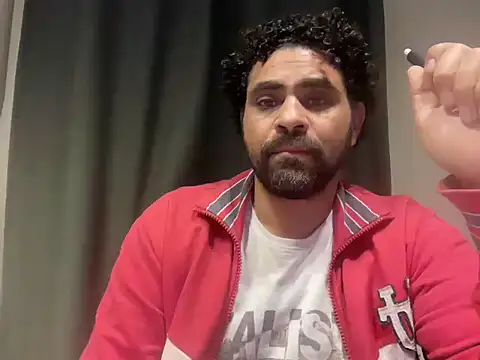 Snapshot of curiousxs chatting on 03/28/26, 12:54 curiousxs online show from 03/28/26, 12:54