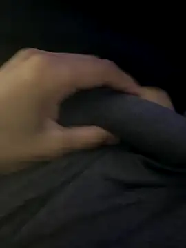 Snapshot of Coloureddickforyou chatting on 09/17/25, 04:52 Coloureddickforyou online show from 09/17/25, 04:52