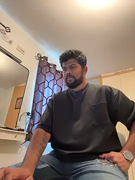 Snapshot of CrazyShashank chatting on 09/29/25, 08:19 CrazyShashank online show from 09/29/25, 08:19