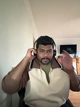 Snapshot of CrazyShashank chatting on 02/05/26, 01:16 CrazyShashank online show from 02/05/26, 01:16