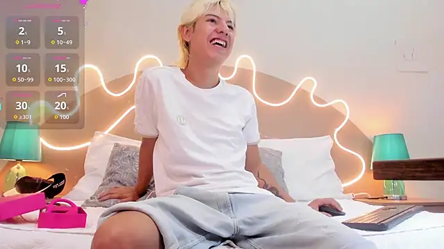 Enrrixxx  online show from 10/01/25, 12:27