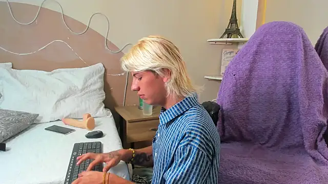 Enrrixxx  online show from 01/10/26, 12:23