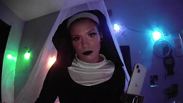 Snapshot of ovmilf chatting on 10/28/25, 02:15 ovmilf online show from 10/28/25, 02:15