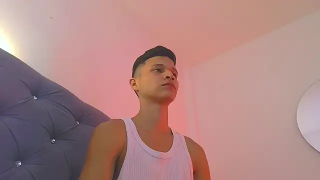 Twinkcock22 online show from 10/06/25, 03:48