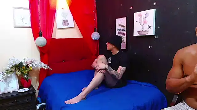 Snapshot of luccasbigcock chatting on 10/08/25, 10:51 luccasbigcock online show from 10/08/25, 10:51