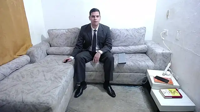 Victor Maitland online show from 10/29/25, 03:31