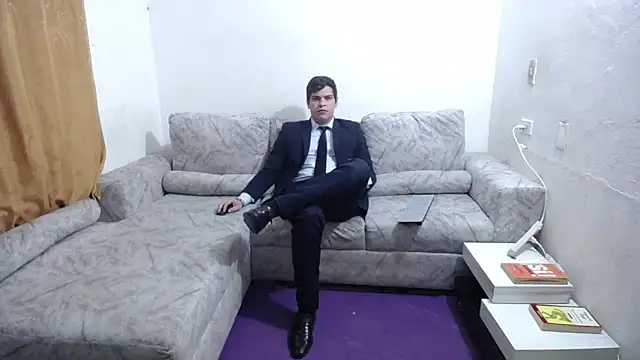 Victor Maitland online show from 04/21/26, 03:57