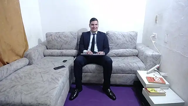 Victor Maitland online show from 05/15/26, 08:49