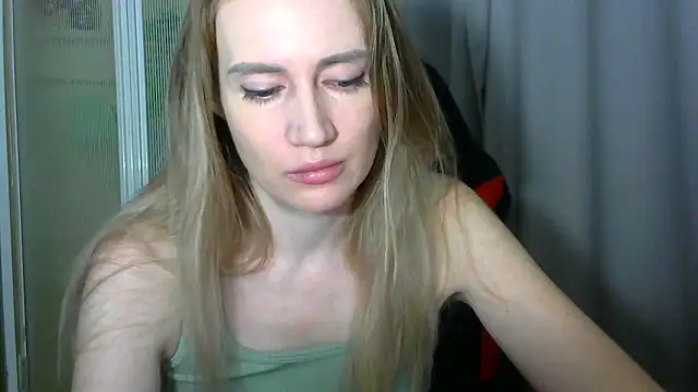 JessFoxxx online show from 02/11/26, 03:33