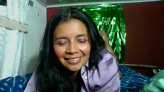 DianaOchoa  online show from 10/17/25, 04:26