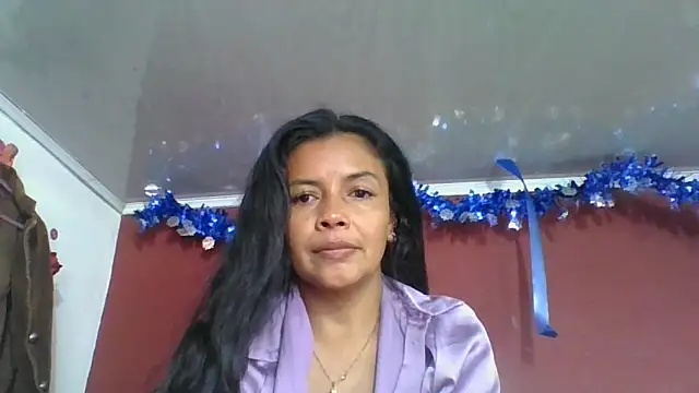DianaOchoa  online show from 12/16/25, 07:41