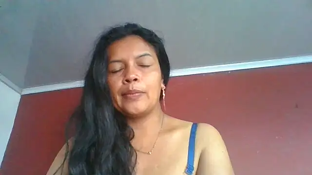 DianaOchoa  online show from 06/04/26, 12:00