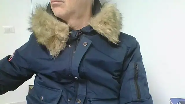 Snapshot of Sensor2000 chatting on 01/07/26, 07:33 Sensor2000 online show from 01/07/26, 07:33