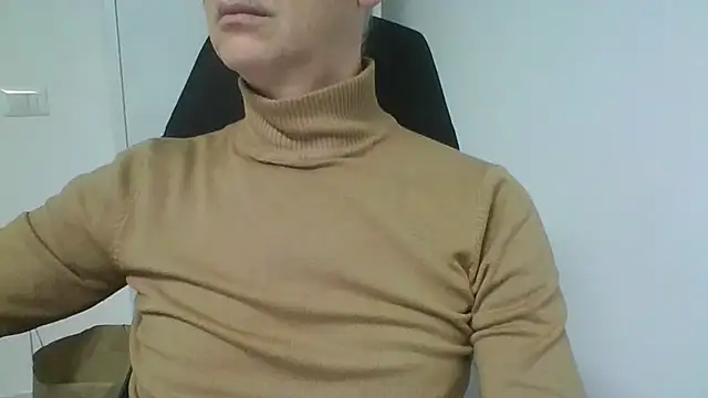 Snapshot of Sensor2000 chatting on 01/09/26, 08:17 Sensor2000 online show from 01/09/26, 08:17