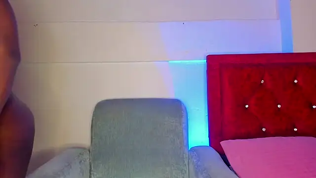 Keily-w online show from 09/10/25, 12:21