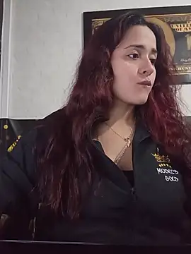 candy  fox  online show from 11/08/25, 01:00