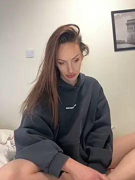 goodgirldevil online show from 04/21/26, 09:26