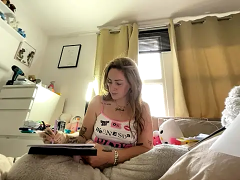 SofiaaBlackk online show from 11/04/25, 03:11